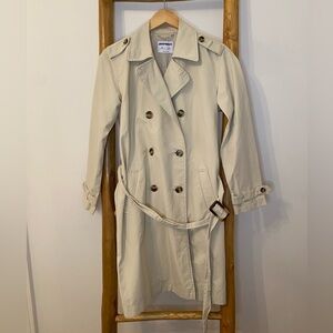 Old Navy Water Resistant Double-Breasted Trench Coat in Oatmeal Size XS Preppy